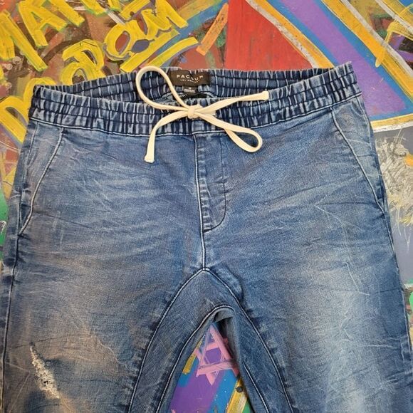 PacSun Active Stretch distressed blue jogger jeans w drawstring & ankle zippers - Picture 3 of 9